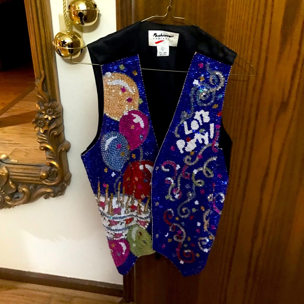 FASHION FANTASY LADIES’ SIZE L VEST CELEBRATE ANY HOLIDAY WITH ALL THE BLING